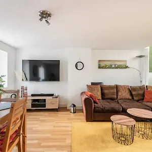 Swan-bay-view Ltd Apartment